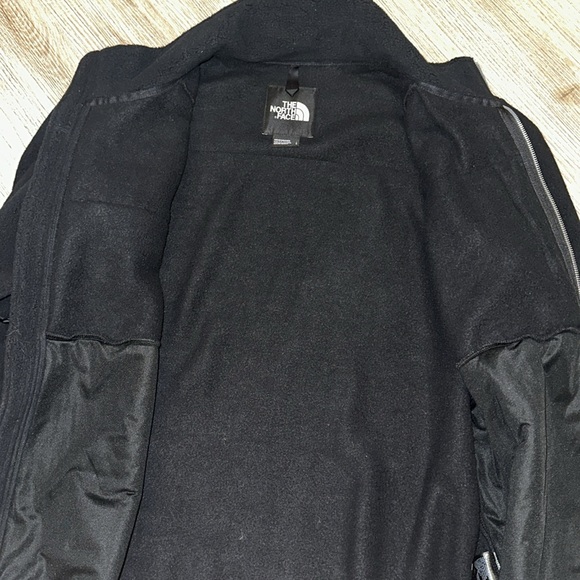 North Face Jacket - Picture 3 of 6
